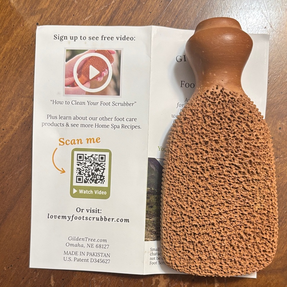 Pure, Natural Terra Cotta Foot Scrubber - Picture 5 of 5